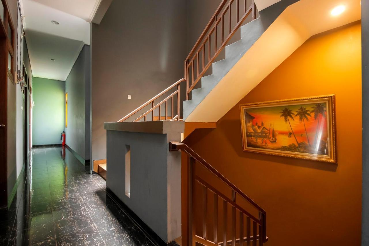 Reddoorz Near Manggarai Station 2 Hotell Jakarta Eksteriør bilde