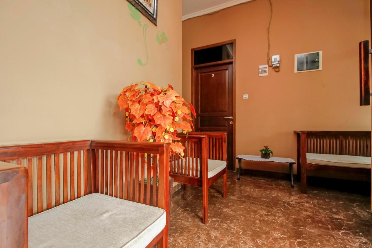 Reddoorz Near Manggarai Station 2 Hotell Jakarta Eksteriør bilde